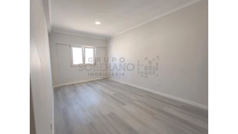 Apartamento T4 para Venda em Amora