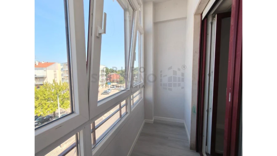 Apartamento T4 para Venda em Amora Foto 15