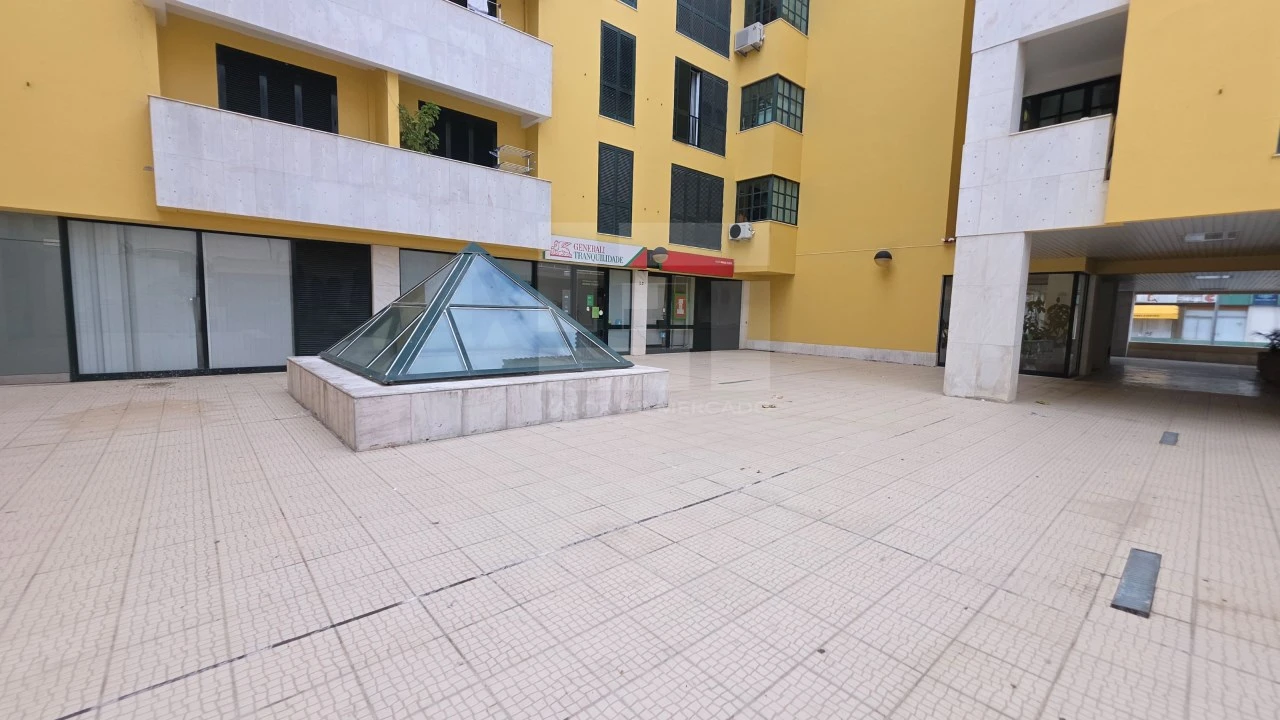 Loja para Venda em Beja (Santiago Maior e São João Baptista) Foto 17