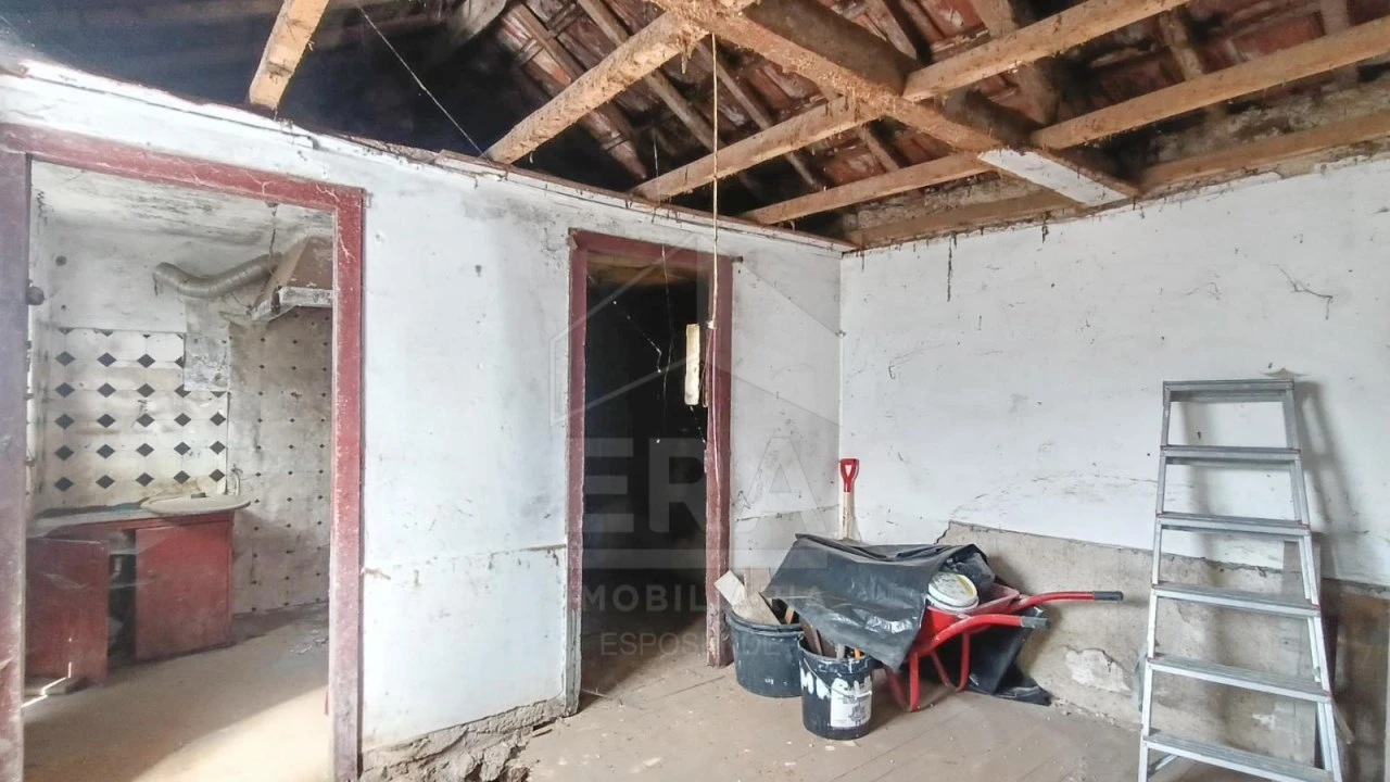 Moradia T2 para Venda em Santa Maria Maior e Monserrate e Meadela Foto 4