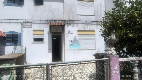 Moradia T3 para Venda em Azeitão (São Lourenço e São Simão)