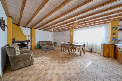 Moradia T4 para Venda em Azoia de Cima e Tremês