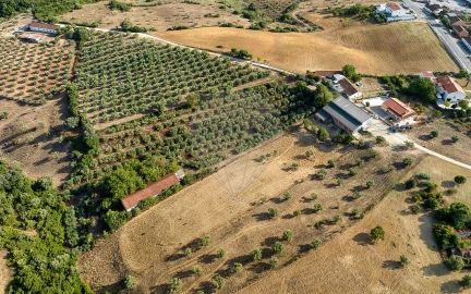 Moradia T4 para Venda em Azoia de Cima e Tremês