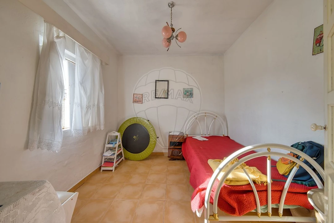 Moradia T4 para Venda em Azoia de Cima e Tremês Foto 50