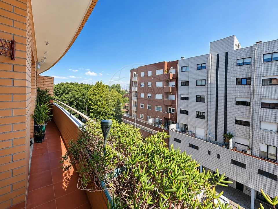Apartamento T1 para Arrendamento em Avintes Foto 15
