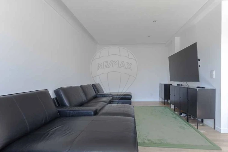 Moradia T4 para Venda em Paranhos Foto 38