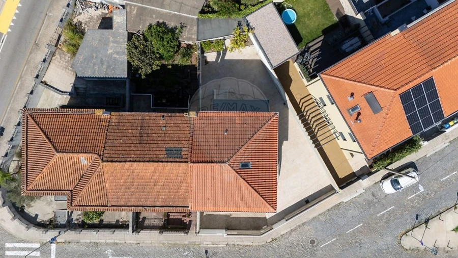 Moradia T4 para Venda em Paranhos