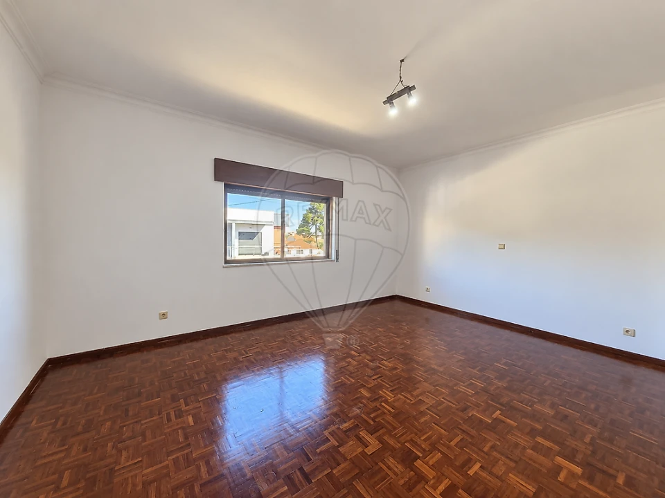 Moradia T4 para Venda em Quinta do Conde Foto 26