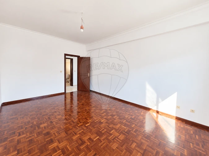 Moradia T4 para Venda em Quinta do Conde Foto 21