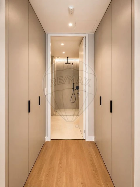 Apartamento T2 para Venda em Avenidas Novas