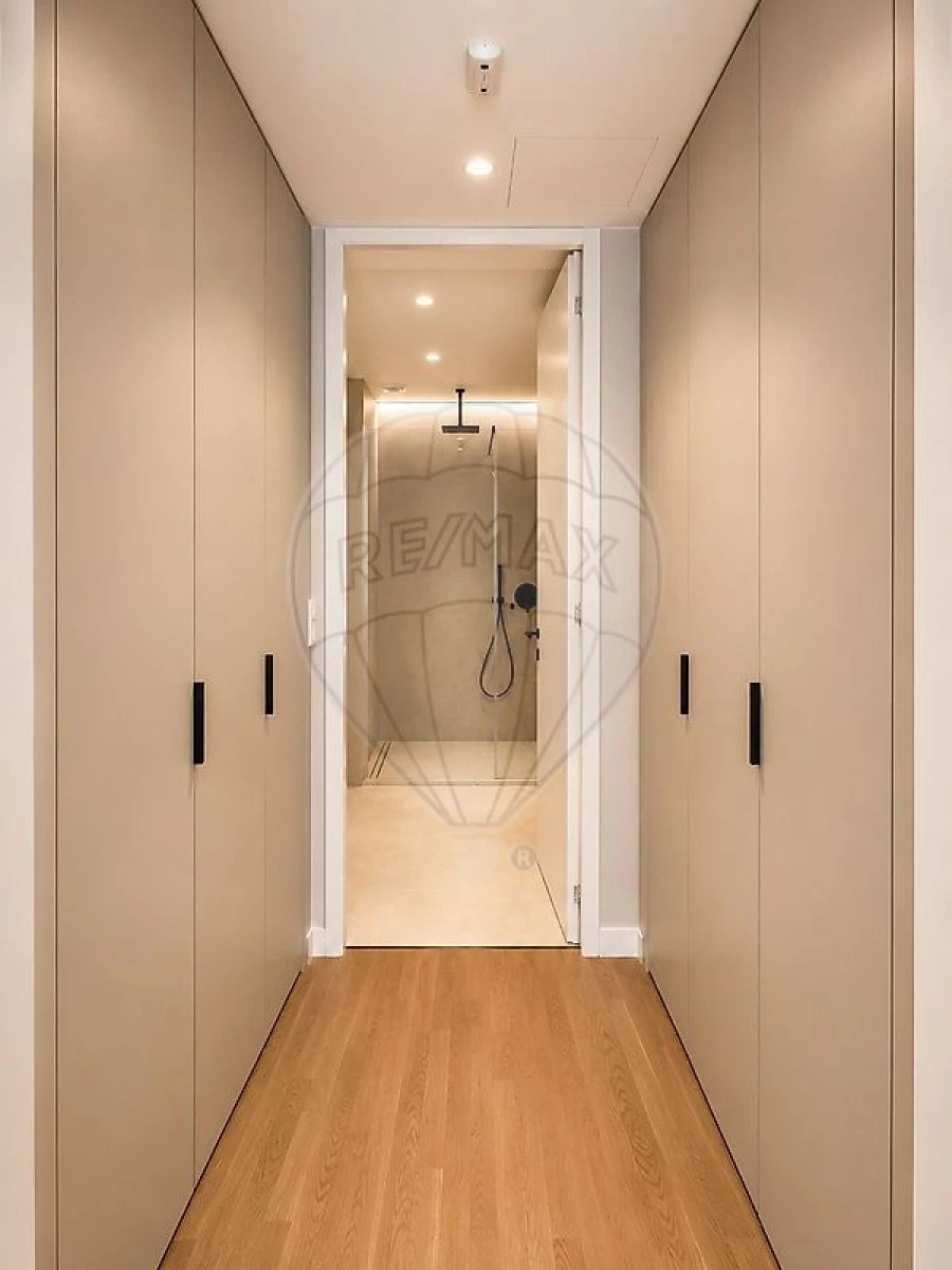 Apartamento T2 para Venda em Avenidas Novas Foto 14