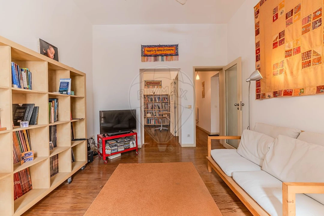Apartamento T2 para Venda em Penha de França Foto 30