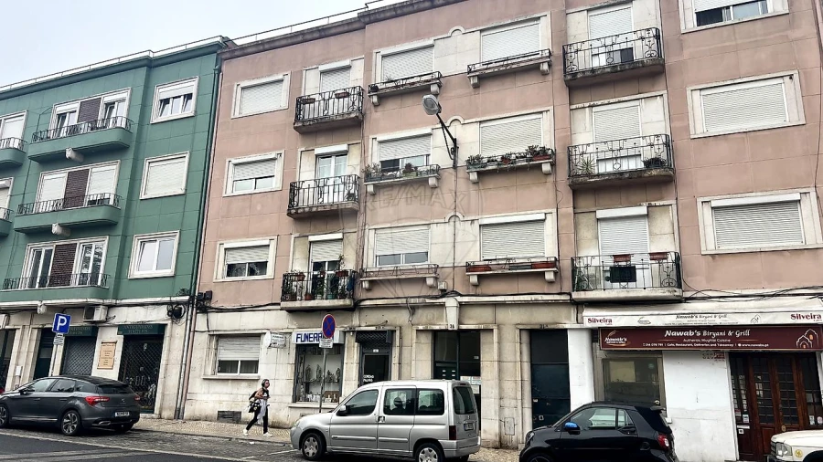 Apartamento T2 para Venda em Penha de França Foto 5