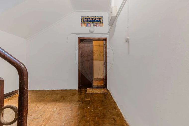 Apartamento T2 para Venda em Penha de França Foto 18