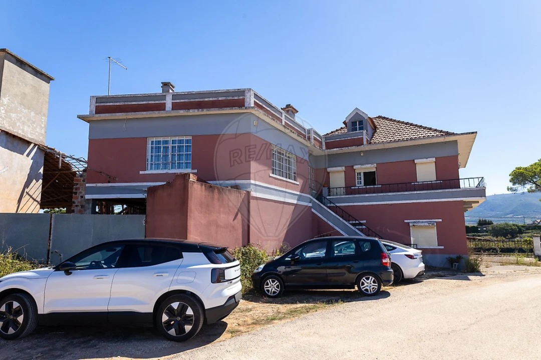 Moradia T4 para Venda em Cadaval e Pêro Moniz Foto 2