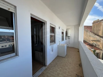 Apartamento T3 para Arrendamento em Albergaria-A-Velha e Valmaior