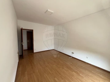 Apartamento T3 para Arrendamento em Albergaria-A-Velha e Valmaior
