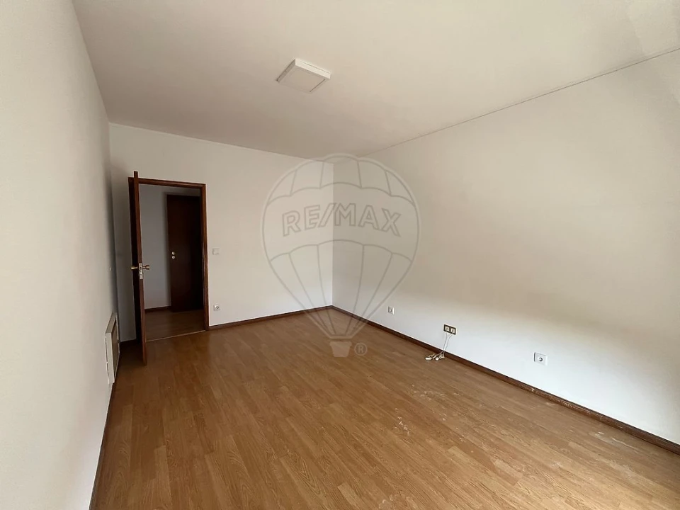 Apartamento T3 para Arrendamento em Albergaria-A-Velha e Valmaior Foto 10