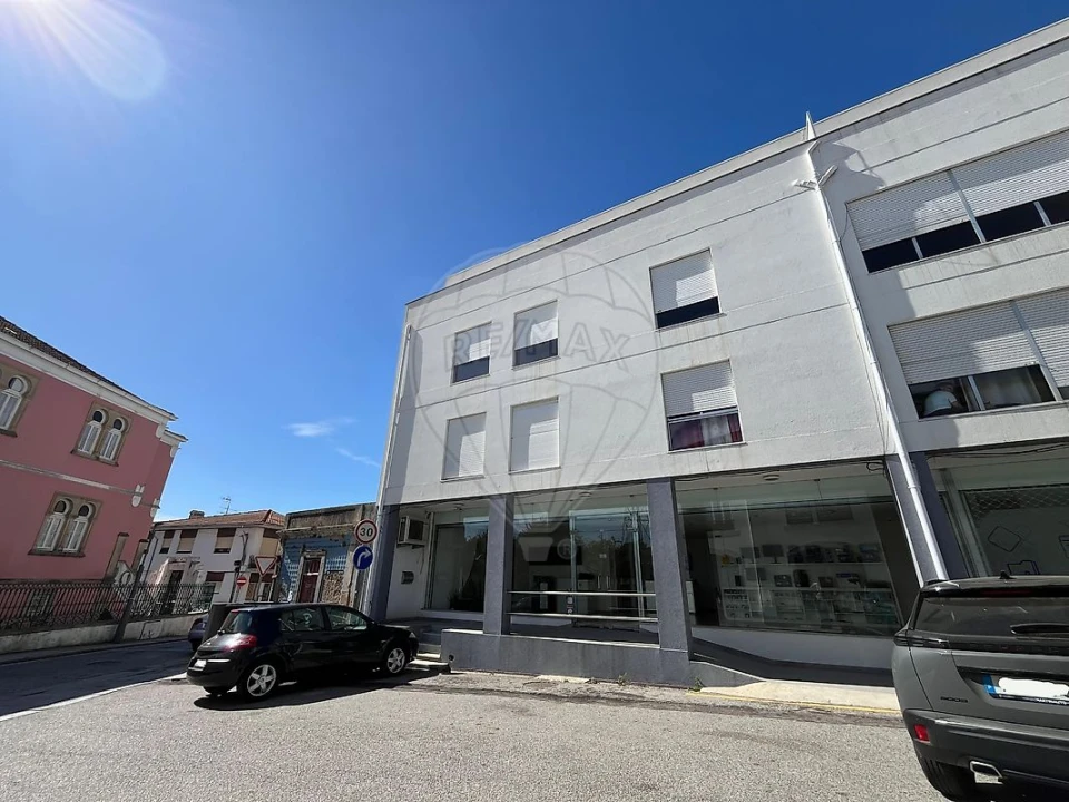 Apartamento T3 para Arrendamento em Albergaria-A-Velha e Valmaior Foto 4