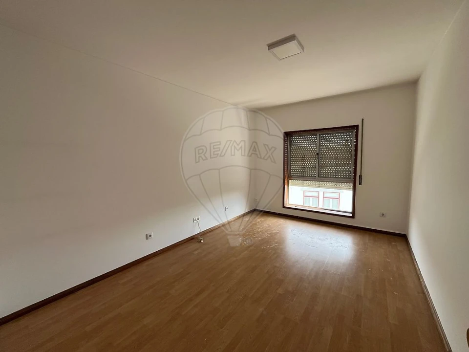 Apartamento T3 para Arrendamento em Albergaria-A-Velha e Valmaior Foto 8