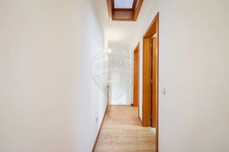 Apartamento T2 para Venda em Aradas Foto 6