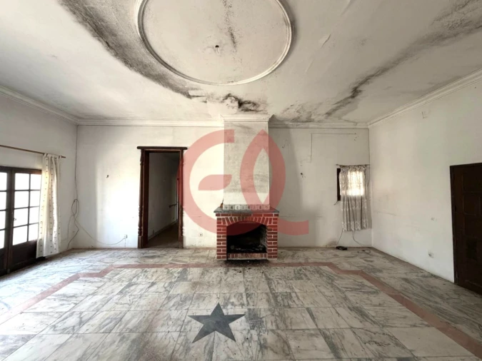 Moradia T5 para Venda em Charneca de Caparica e Sobreda Foto 9