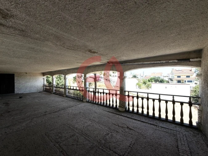 Moradia T5 para Venda em Charneca de Caparica e Sobreda Foto 21