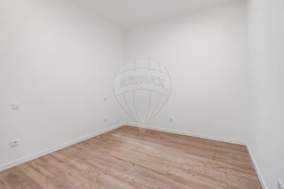Apartamento T3 para Arrendamento em Cedofeita, Santo Ildefonso, Sé, Miragaia, São Nicolau e Vitória