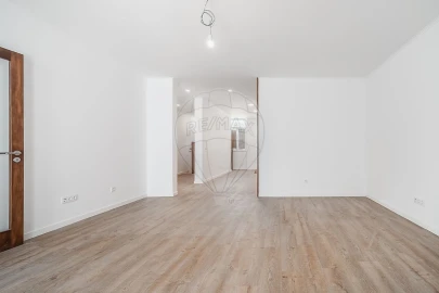 Apartamento T3 para Arrendamento em Cedofeita, Santo Ildefonso, Sé, Miragaia, São Nicolau e Vitória