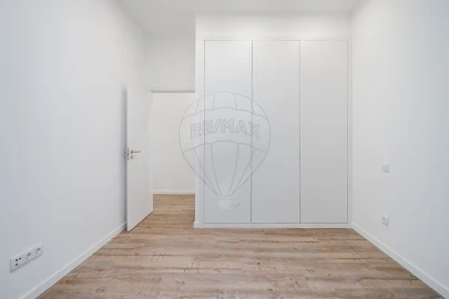 Apartamento T3 para Arrendamento em Cedofeita, Santo Ildefonso, Sé, Miragaia, São Nicolau e Vitória