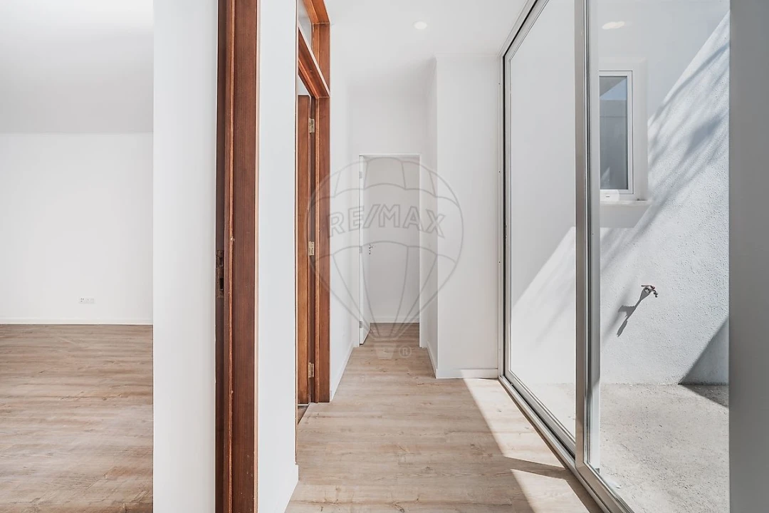 Apartamento T3 para Arrendamento em Cedofeita, Santo Ildefonso, Sé, Miragaia, São Nicolau e Vitória Foto 24