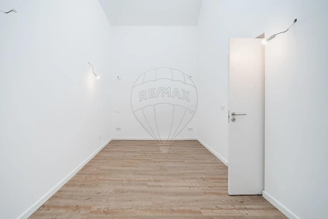 Apartamento T3 para Arrendamento em Cedofeita, Santo Ildefonso, Sé, Miragaia, São Nicolau e Vitória Foto 10