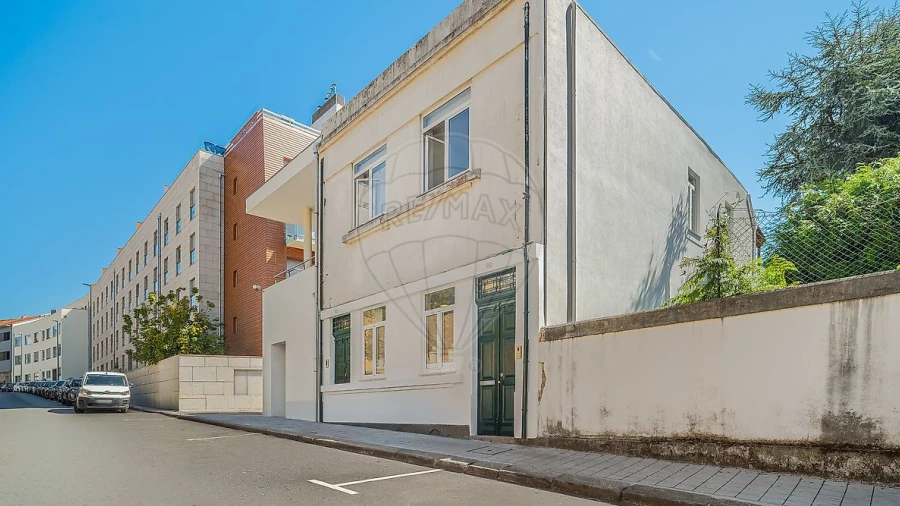 Apartamento T3 para Arrendamento em Cedofeita, Santo Ildefonso, Sé, Miragaia, São Nicolau e Vitória