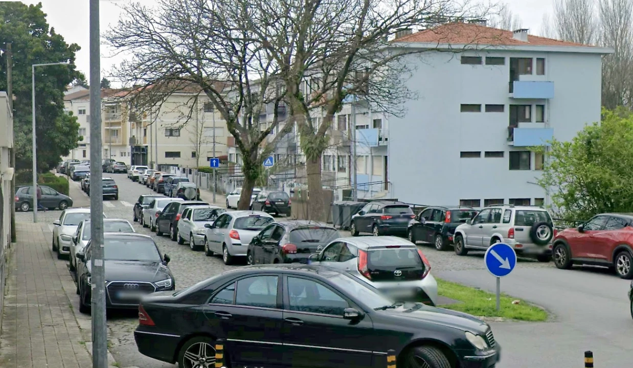 Apartamento T2 para Venda em Paranhos Foto 3