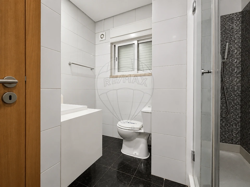 Apartamento T2 para Venda em Póvoa de Santa Iria e Forte da Casa Foto 19