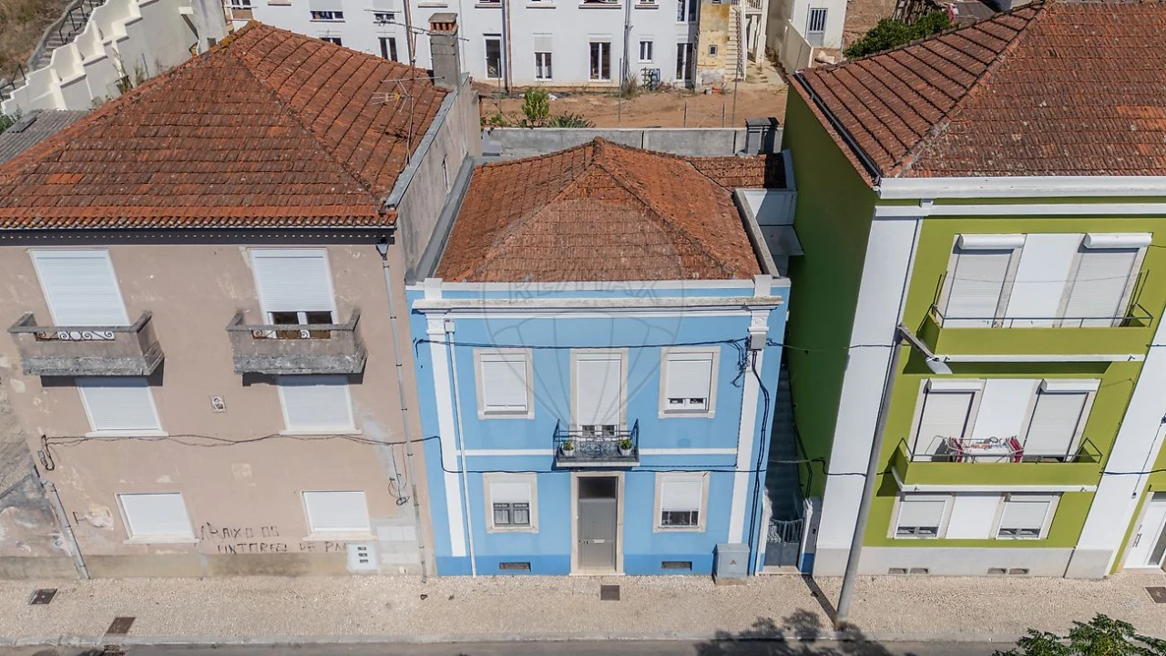 Prédio para Venda em Sé Nova, Santa Cruz, Almedina e São Bartolomeu Foto 1
