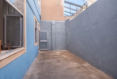 Prédio para Venda em Sé Nova, Santa Cruz, Almedina e São Bartolomeu