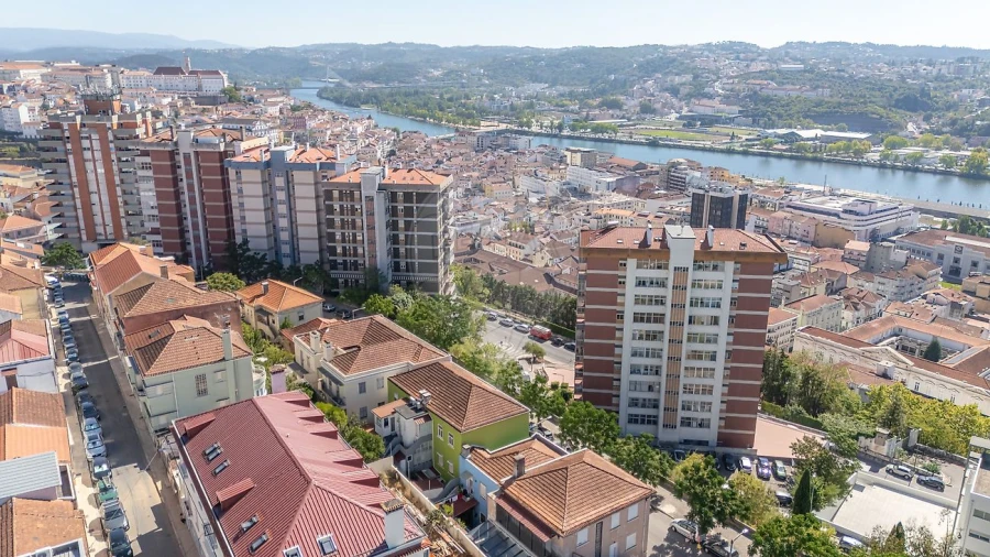 Prédio para Venda em Sé Nova, Santa Cruz, Almedina e São Bartolomeu Foto 3