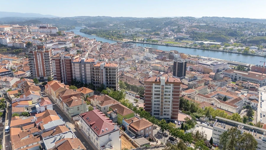 Prédio para Venda em Sé Nova, Santa Cruz, Almedina e São Bartolomeu Foto 5