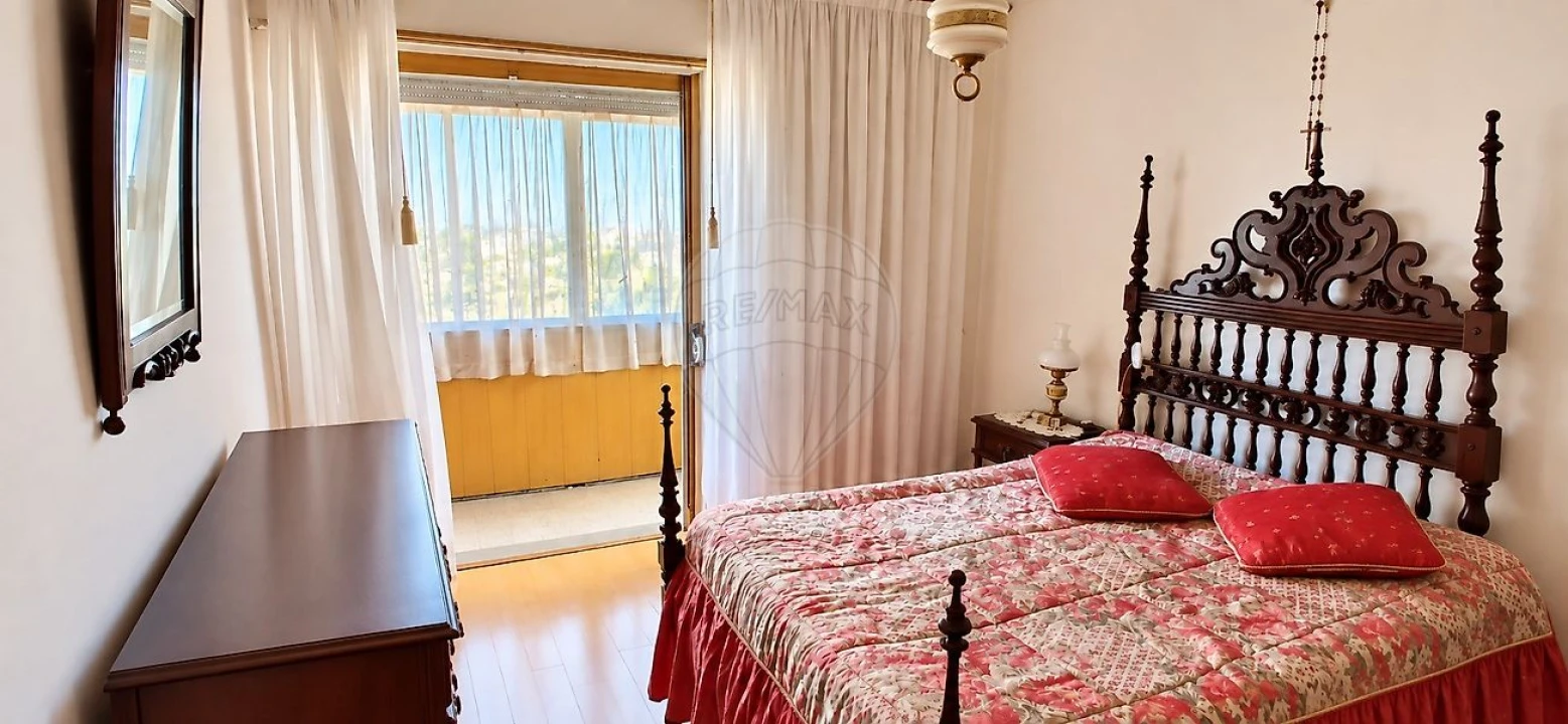 Apartamento T2 para Venda em Cacém e São Marcos Foto 5