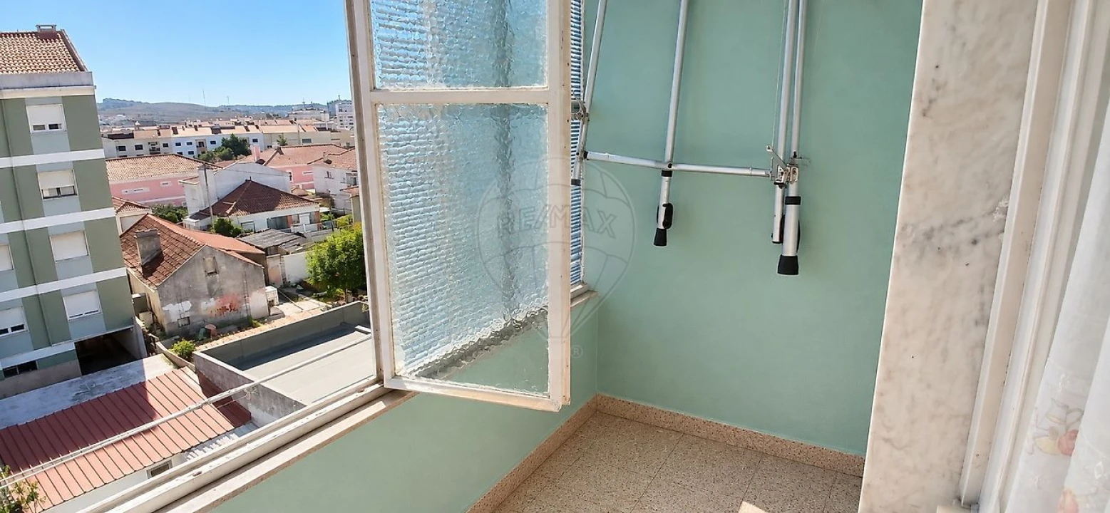 Apartamento T2 para Venda em Cacém e São Marcos Foto 13