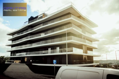 Apartamento T3 para Venda em Ferreiros e Gondizalves