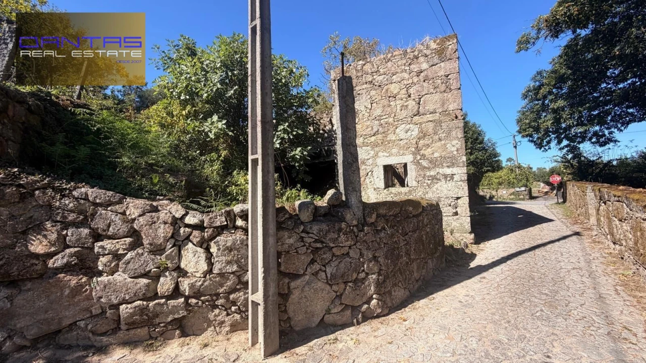Moradia para Venda em Vila Verde e Barbudo Foto 1