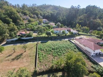 Terreno para Venda em Vila Verde e Barbudo