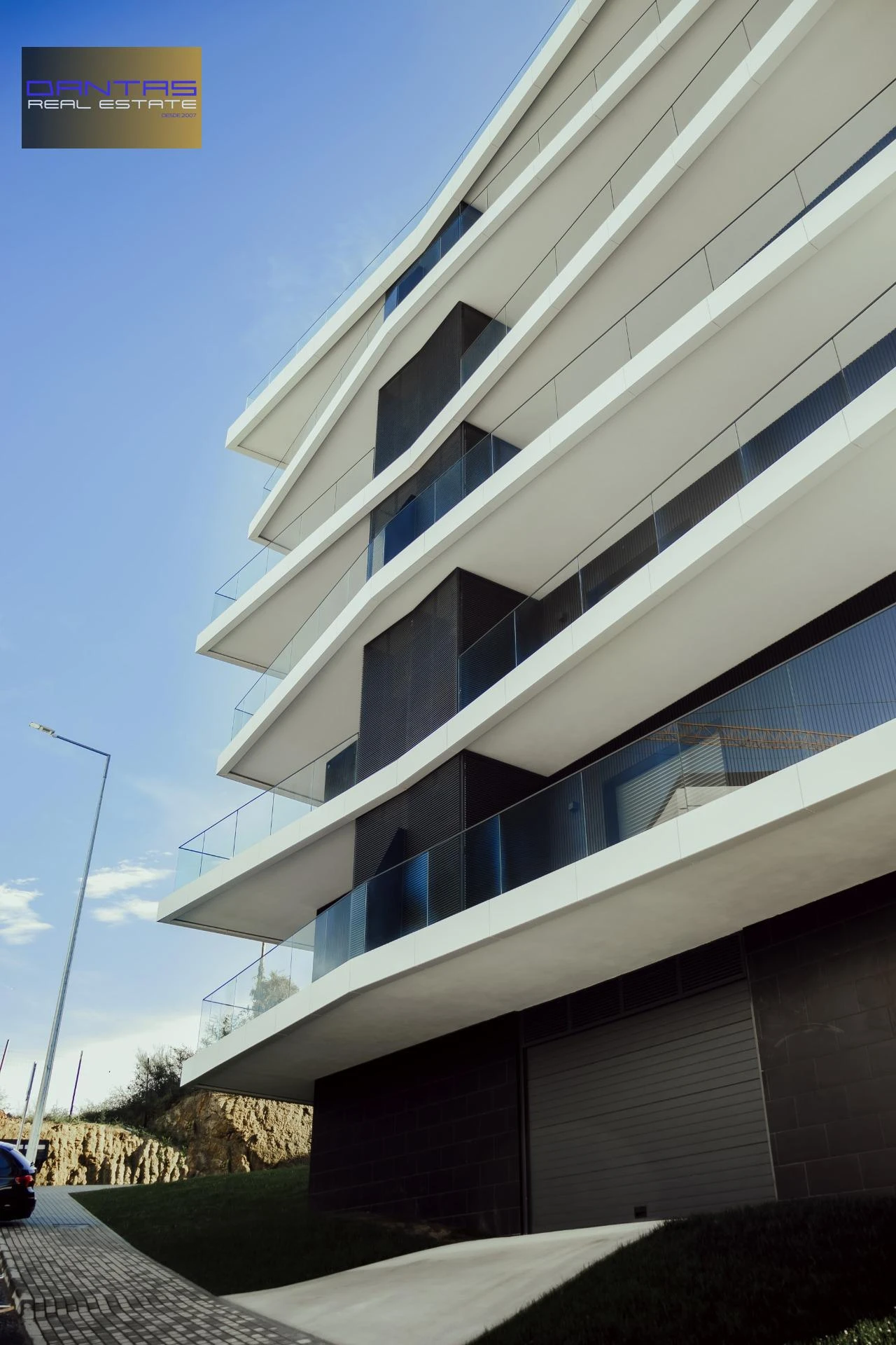 Apartamento T1 para Venda em Ferreiros e Gondizalves Foto 2