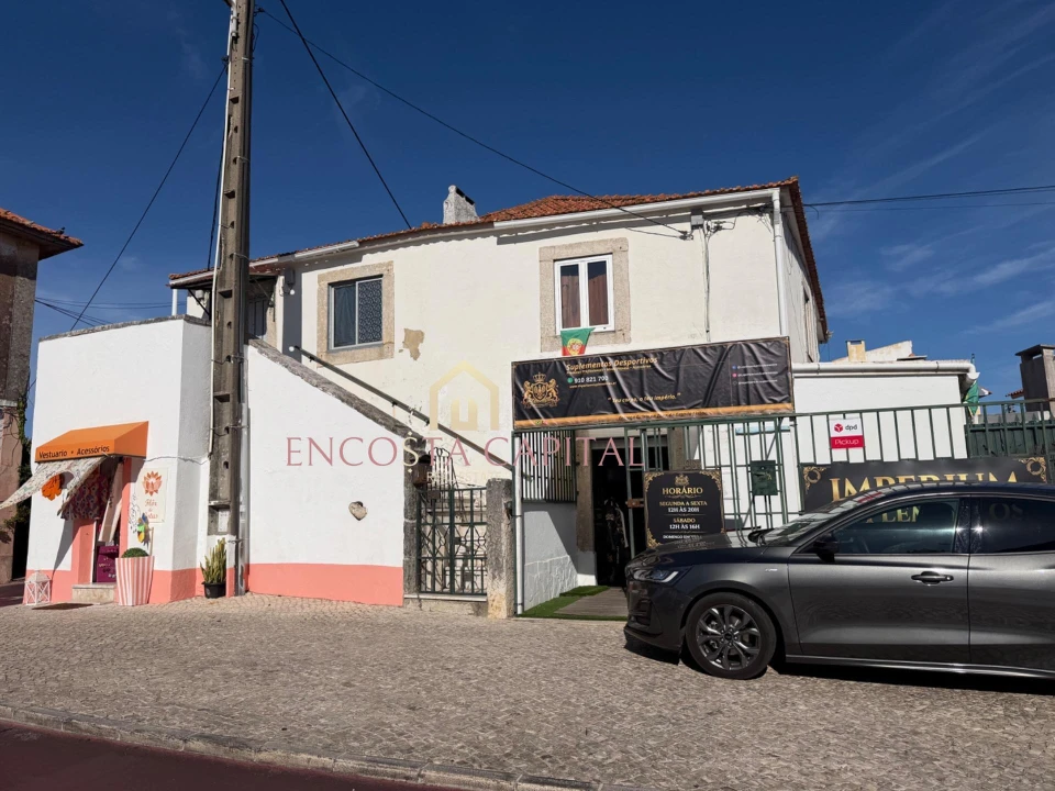 Apartamento T1 para Venda em São Domingos de Rana Foto 1
