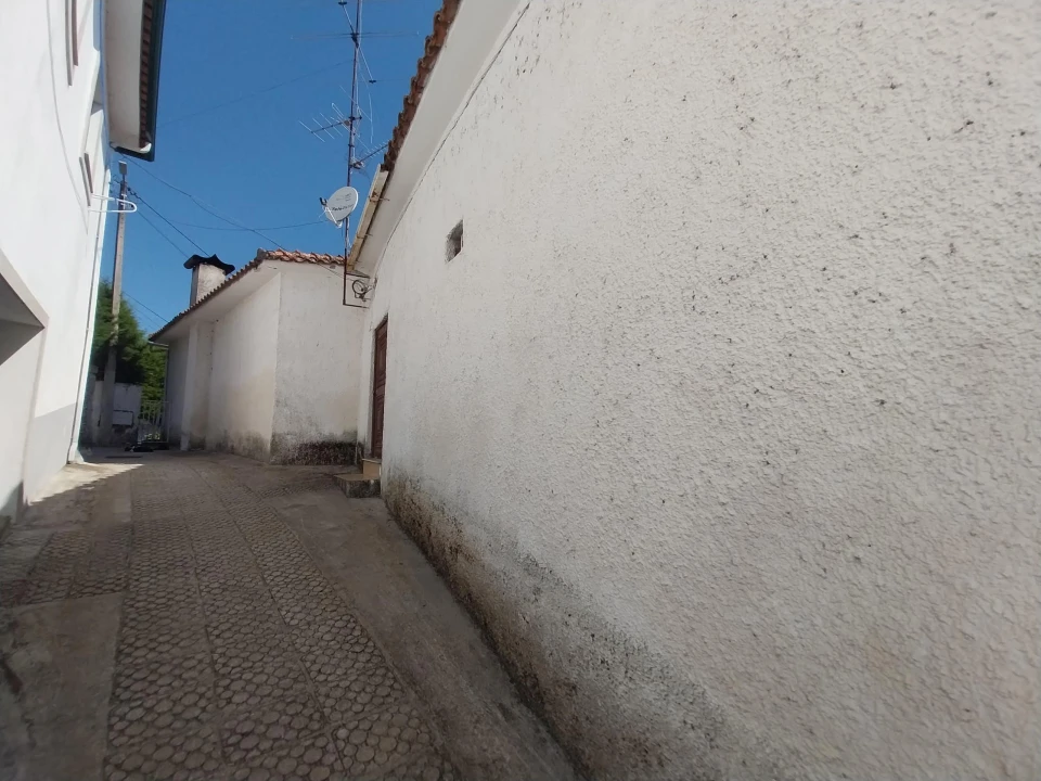 Moradia T3 para Venda em Lobrigos (São Miguel e São João Baptista) e Sanhoane Foto 8
