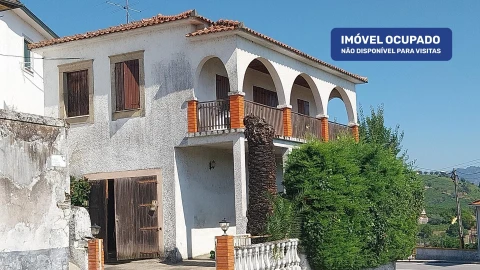 Moradia T3 para Venda em Lobrigos (São Miguel e São João Baptista) e Sanhoane