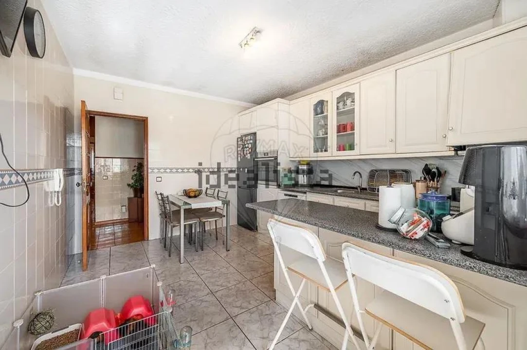 Apartamento T3 para Venda em Canidelo Foto 3