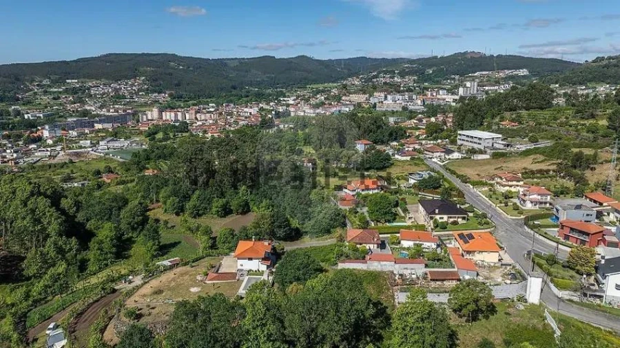 Terreno para Venda em Povoa de Lanhoso (N. Senhora do Amparo) Foto 12